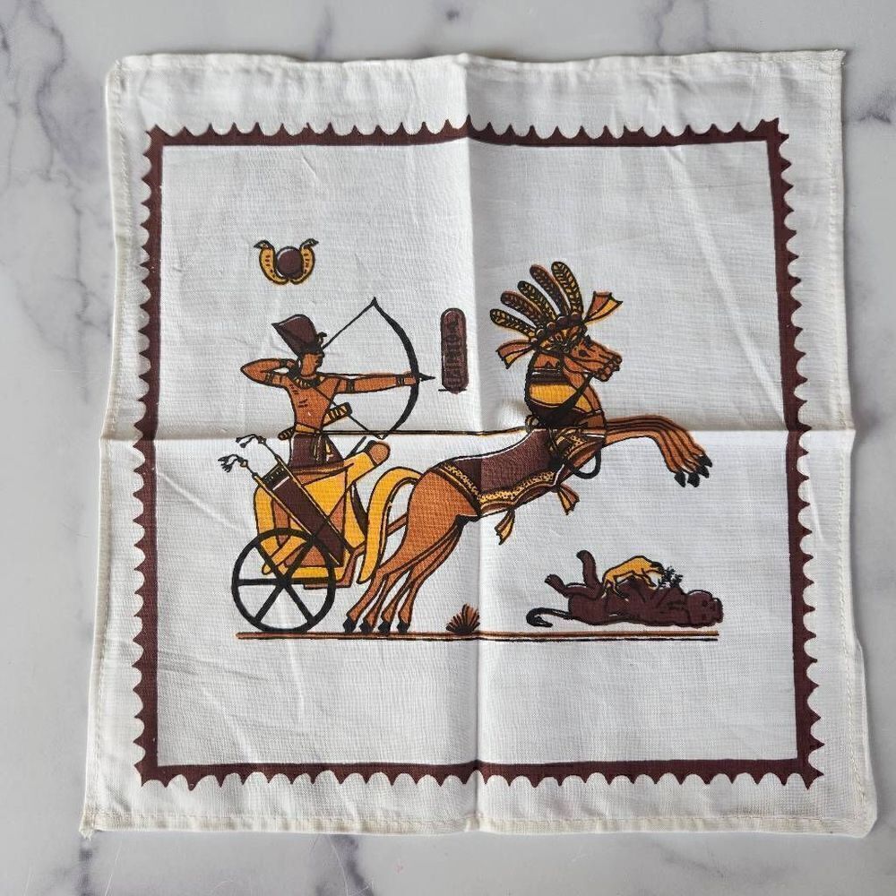 Vintage New Egyptian table cloth round 6 napkins cotton pharaoh chariot Egypt
